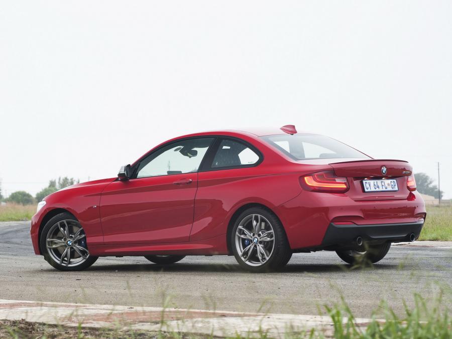  BMW M235i Coupe 2014 года  (ZA) (фото 11 из 30)